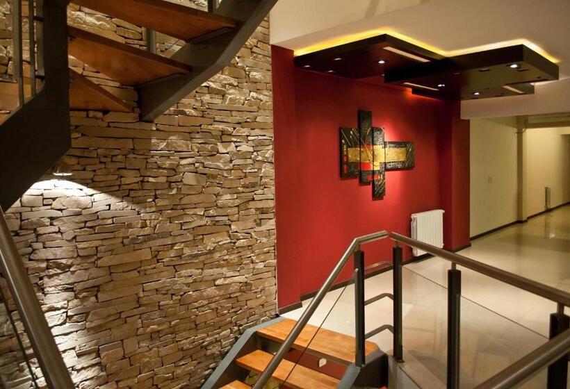 هتل Aires De Tandil