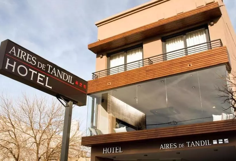 هتل Aires De Tandil