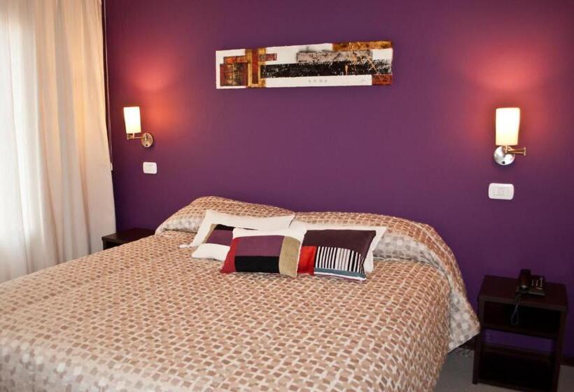 هتل Aires De Tandil