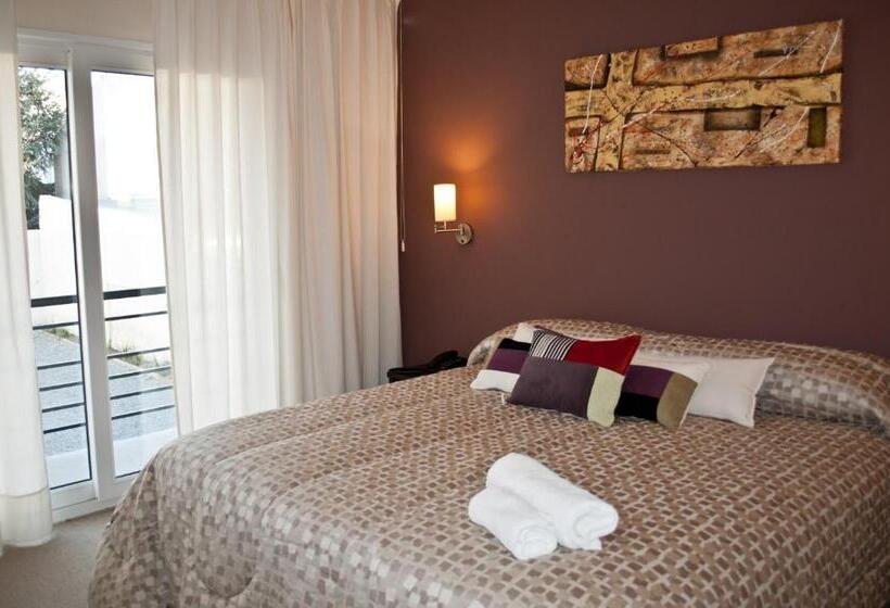 هتل Aires De Tandil