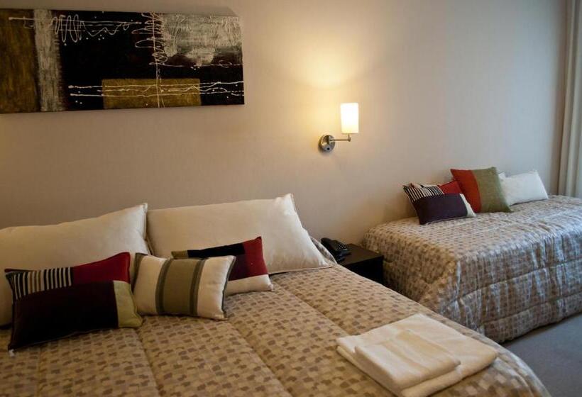 هتل Aires De Tandil