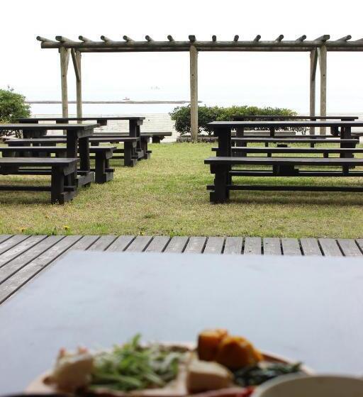 בית מלון כפרי Bay Side Square Kaike