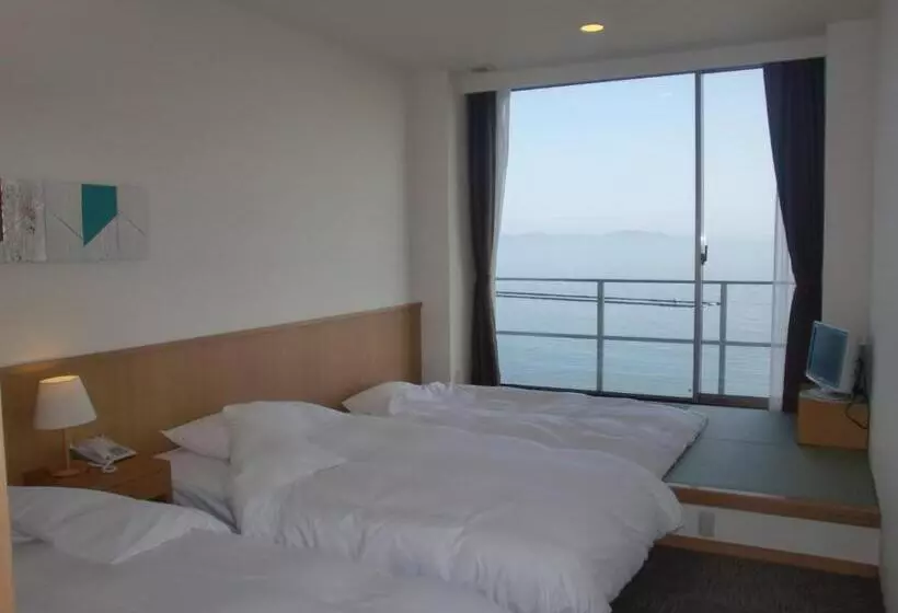 Hotelli Bay Side Square Kaike