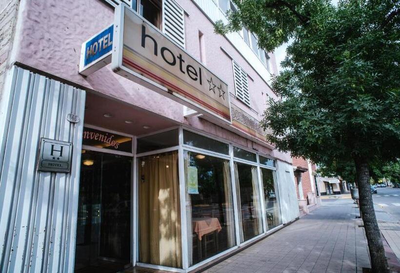 בית מלון כפרי Panamericano Mendoza