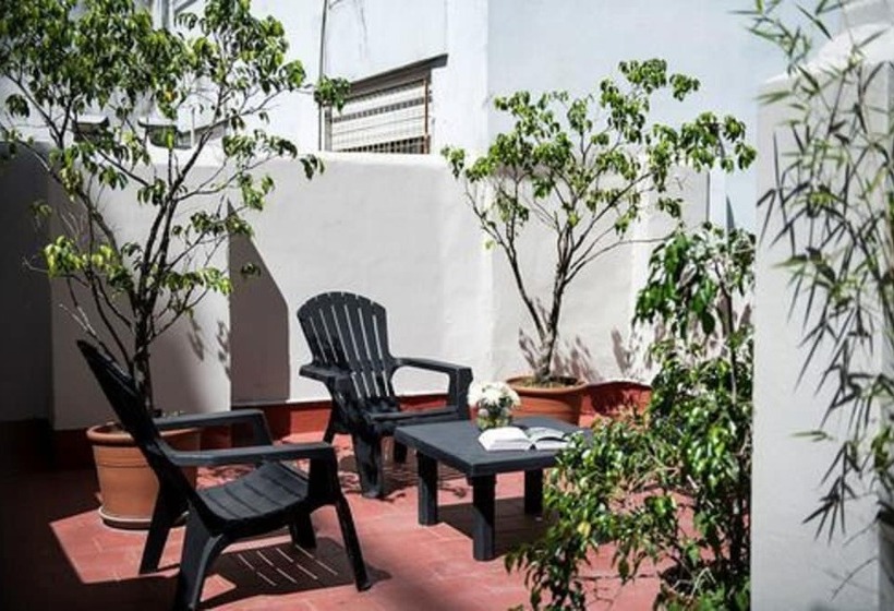 هتل Patios De Recoleta