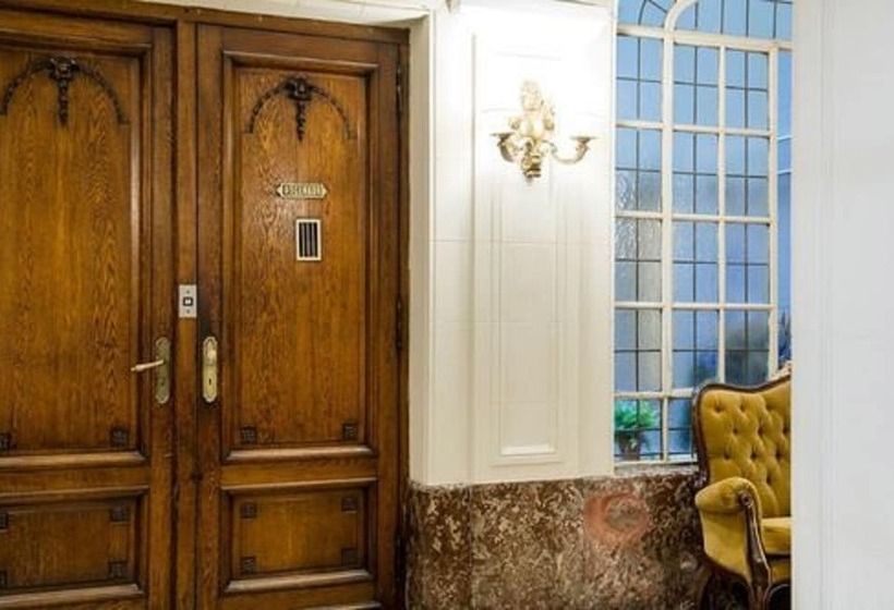 هتل Patios De Recoleta