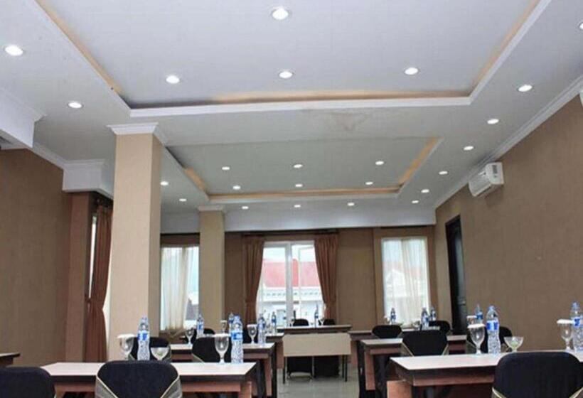 בית מלון כפרי Rizen Premiere