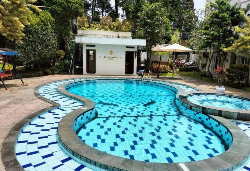 בית מלון כפרי Rizen Premiere