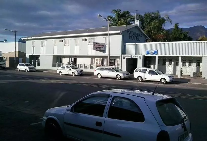 ホテル The Porterville