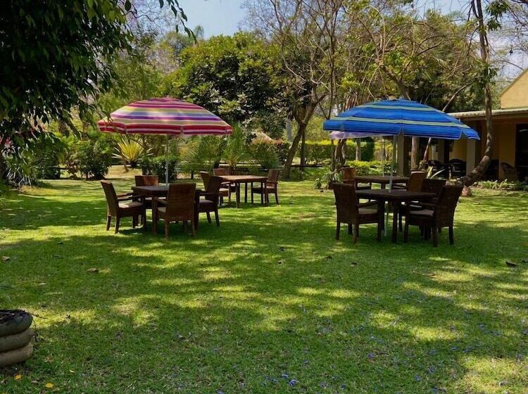 تختخواب و صبحانه Kia Ora Lodge