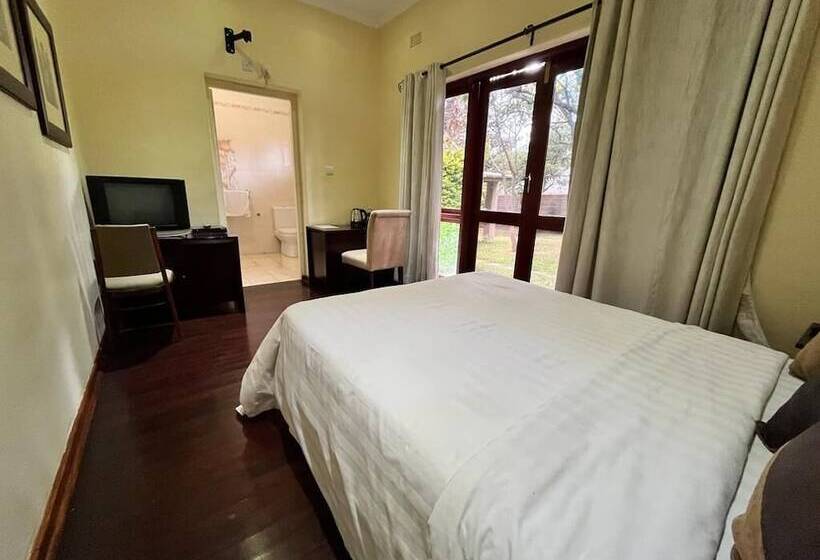 تختخواب و صبحانه Kia Ora Lodge