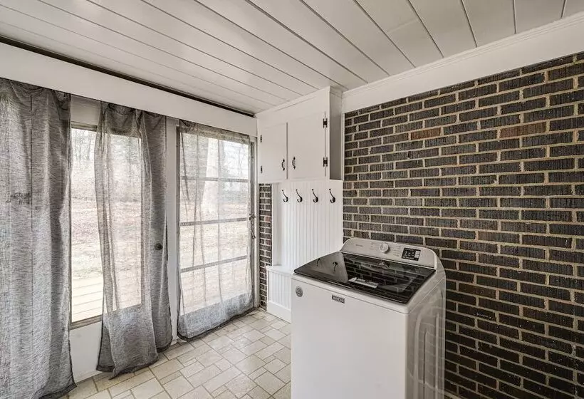 Greenville Home W/ Private Pool: 7 Mi To Downtown