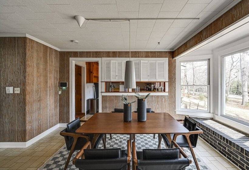 Greenville Home W/ Private Pool: 7 Mi To Downtown