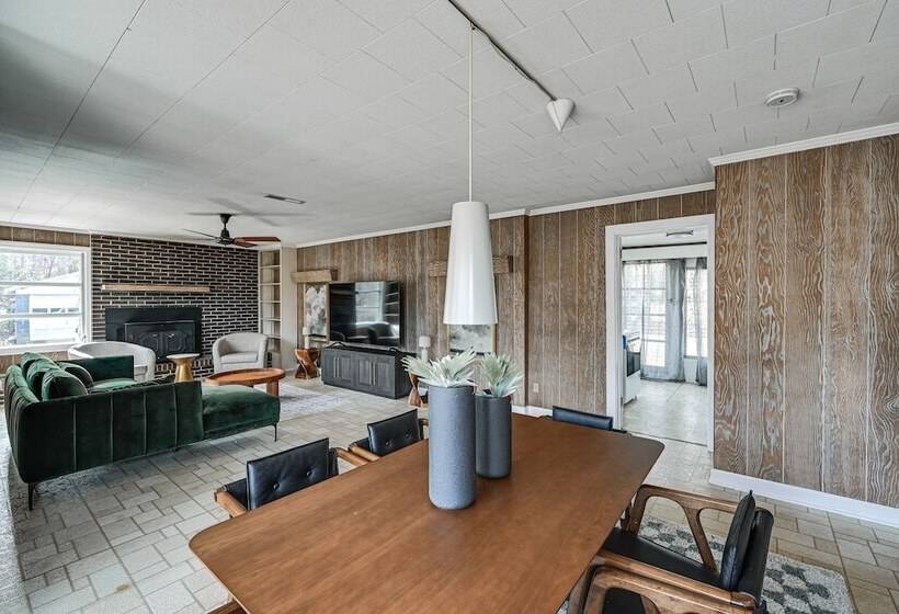 Greenville Home W/ Private Pool: 7 Mi To Downtown