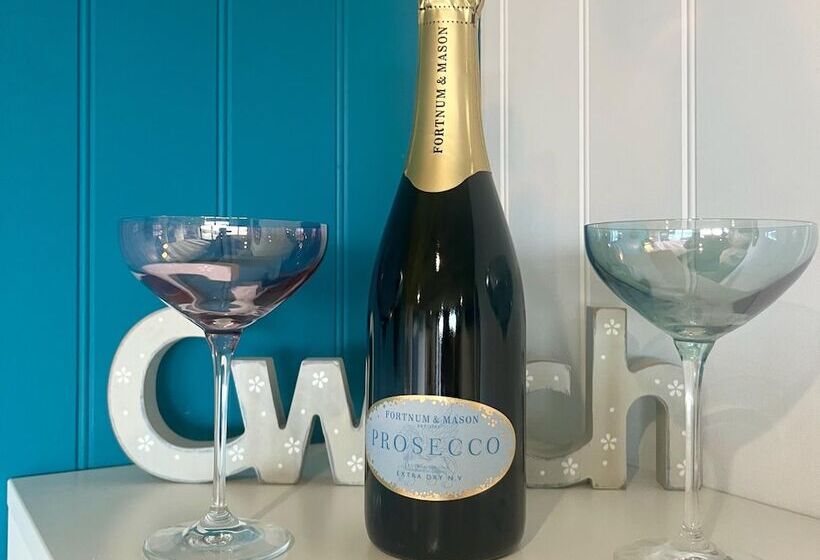 酒店 The Pod & Cwtch Luxury Accommodation