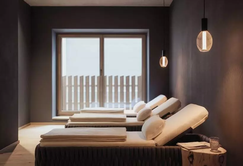 Hotelli Tofana Cortina