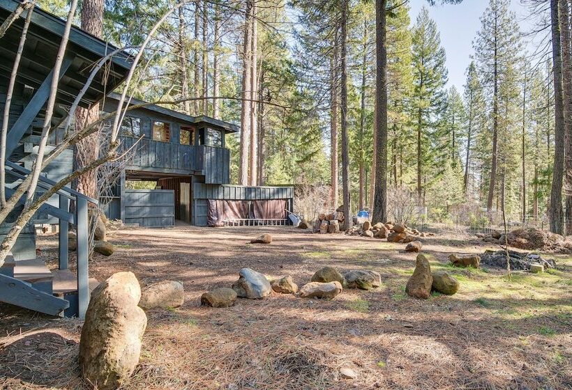Klamath Falls Cabin W/ Private Sauna & Fire Pit!