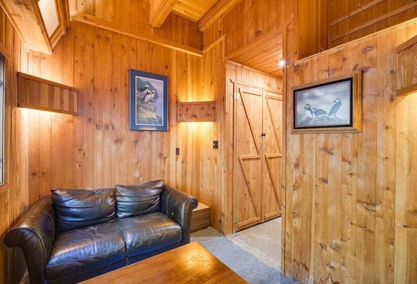Klamath Falls Cabin W/ Private Sauna & Fire Pit!