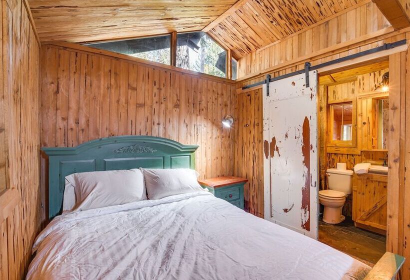 Klamath Falls Cabin W/ Private Sauna & Fire Pit!