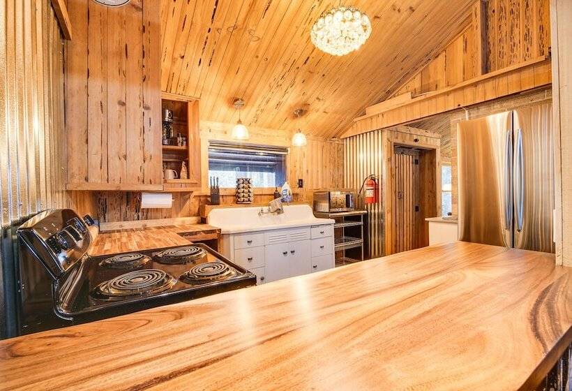 Klamath Falls Cabin W/ Private Sauna & Fire Pit!