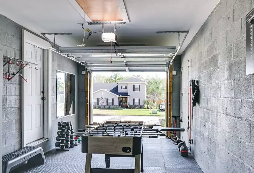 Lakeland Retreat W/ Private Pool & Yard Games!