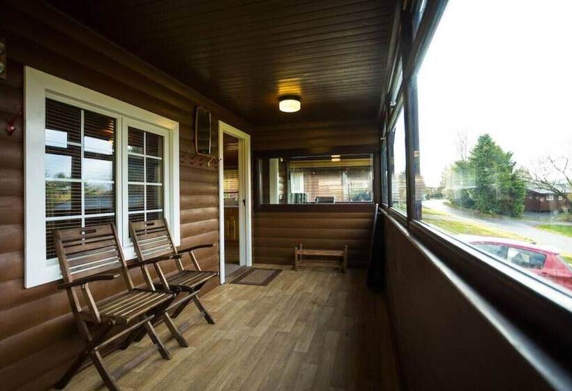 Mountain View 3 Bed Log Cabin