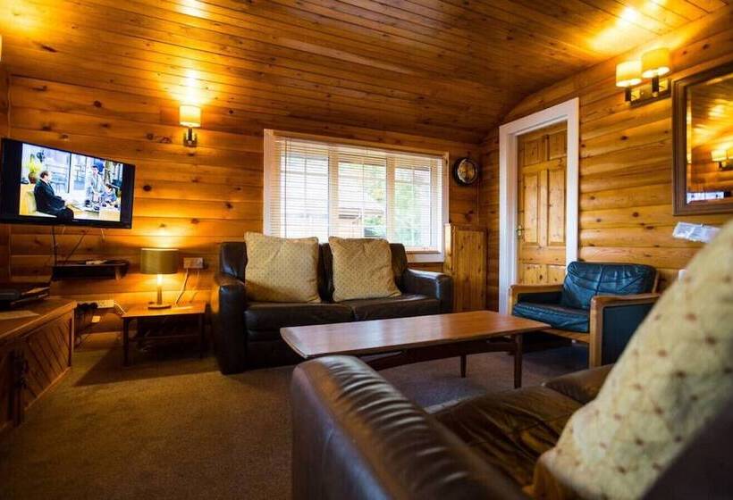 Mountain View 3 Bed Log Cabin