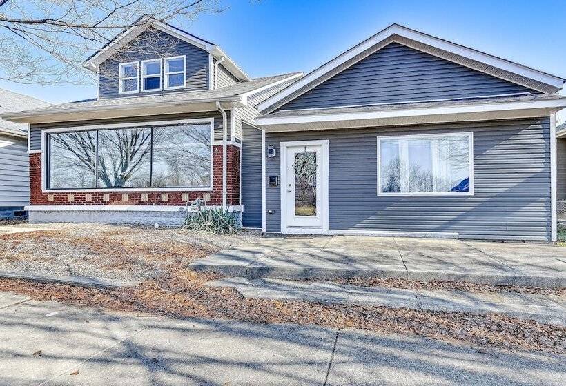 7 Mi To Louisville: Pet Friendly New Albany Home