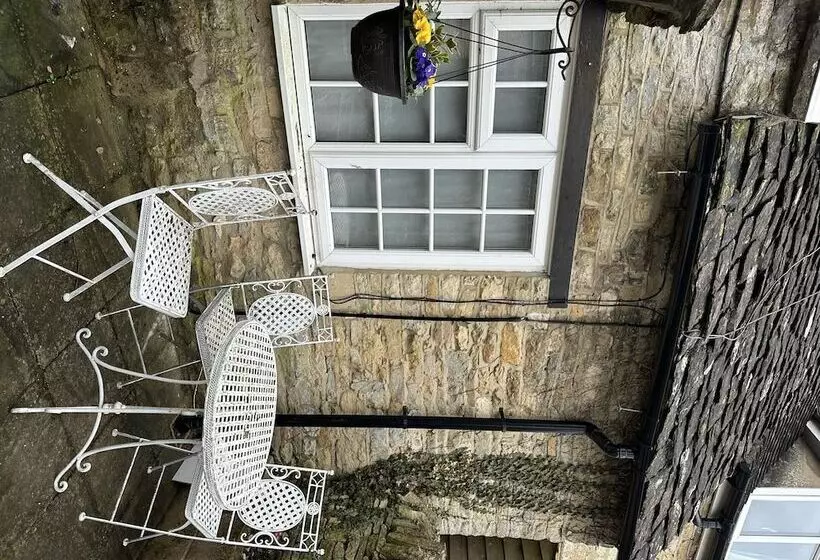 Cosy 1 Bedroom Cottage In The Cotswolds