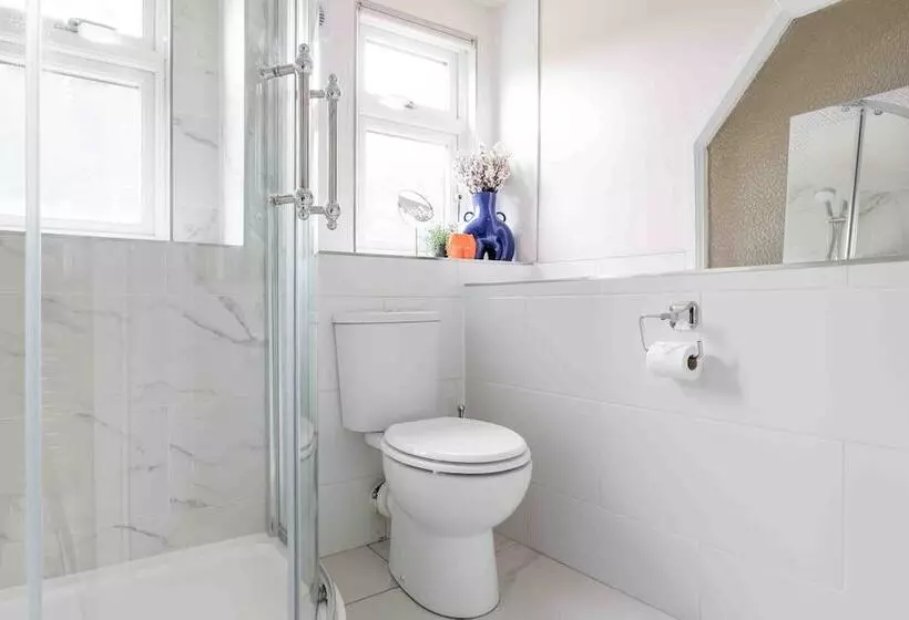 Cosy 1 Bedroom Cottage In The Cotswolds