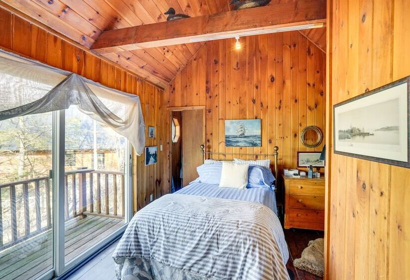 Pet Friendly Cabin Overlooking Sleepy Hollow Lake