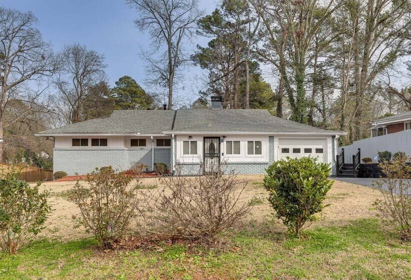 Stylish Decatur Home W/ Patio: 10 Mi To Atlanta!