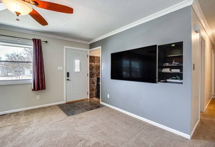 Wamego Home Base: 16 Mi To Kansas State Campus