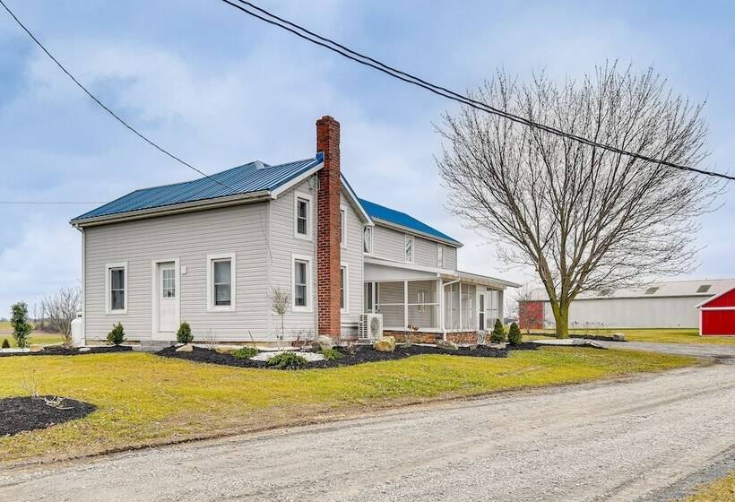 Auburn Finger Lakes Farmhouse W/ Open Views!