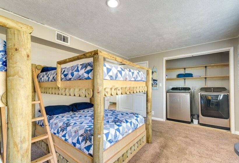 Oceanfront Surfside Beach Home W/ Amazing Views!