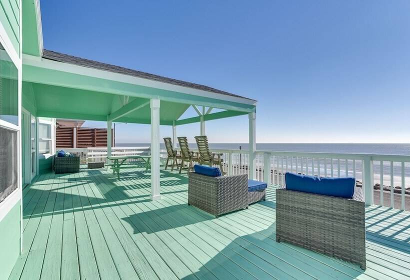 Oceanfront Surfside Beach Home W/ Amazing Views!