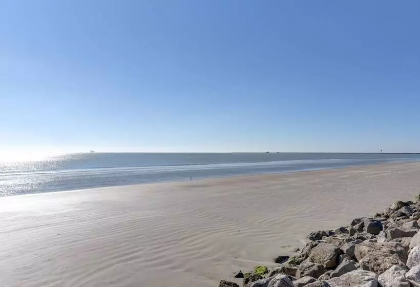 Oceanfront Surfside Beach Home W/ Amazing Views!