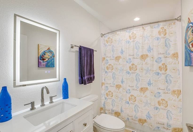 Bright Steinhatchee Getaway, Walk To River & Dock!