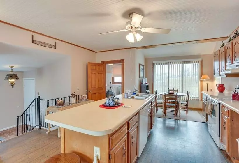 Countryside Retreat On Cokato Lake W/ Indoor Sauna