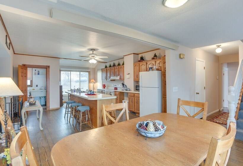 Countryside Retreat On Cokato Lake W/ Indoor Sauna