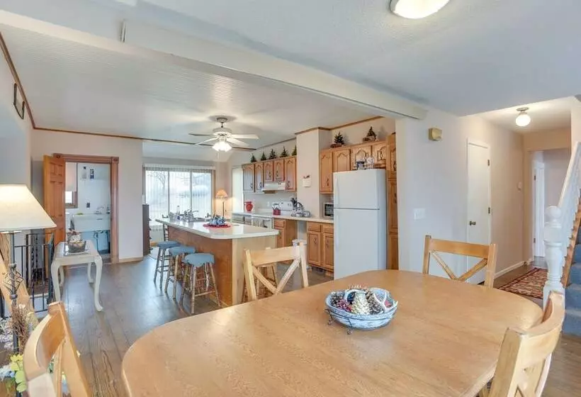 Countryside Retreat On Cokato Lake W/ Indoor Sauna