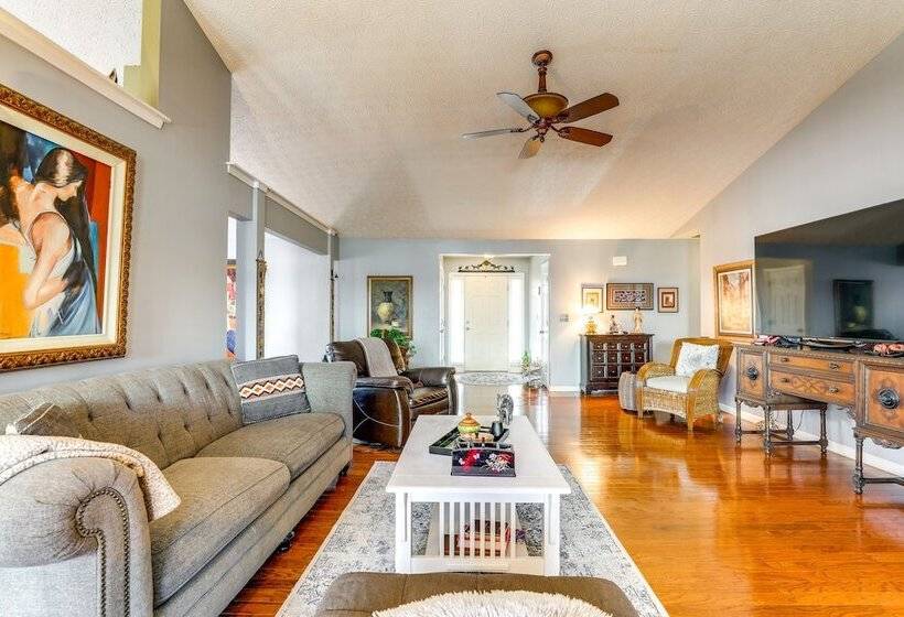 Cozy Buford Home W/ Piano ~ Mins To Lake Lanier!