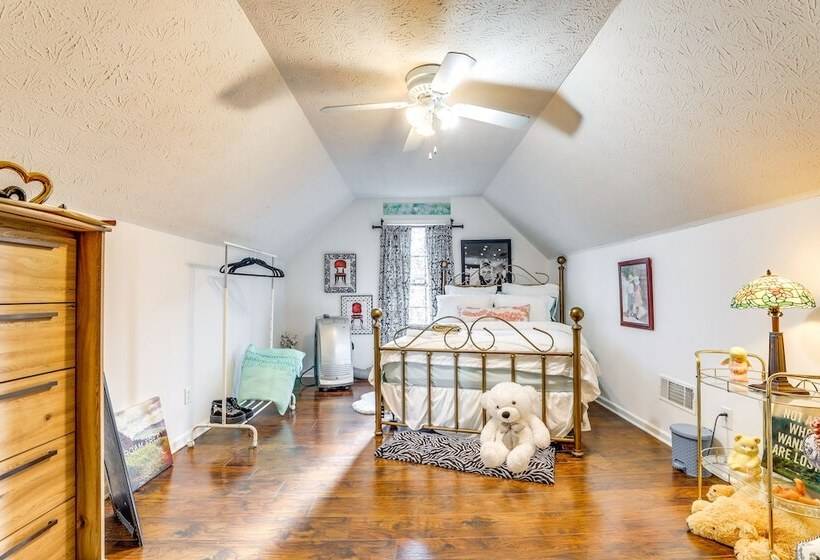 Cozy Buford Home W/ Piano ~ Mins To Lake Lanier!