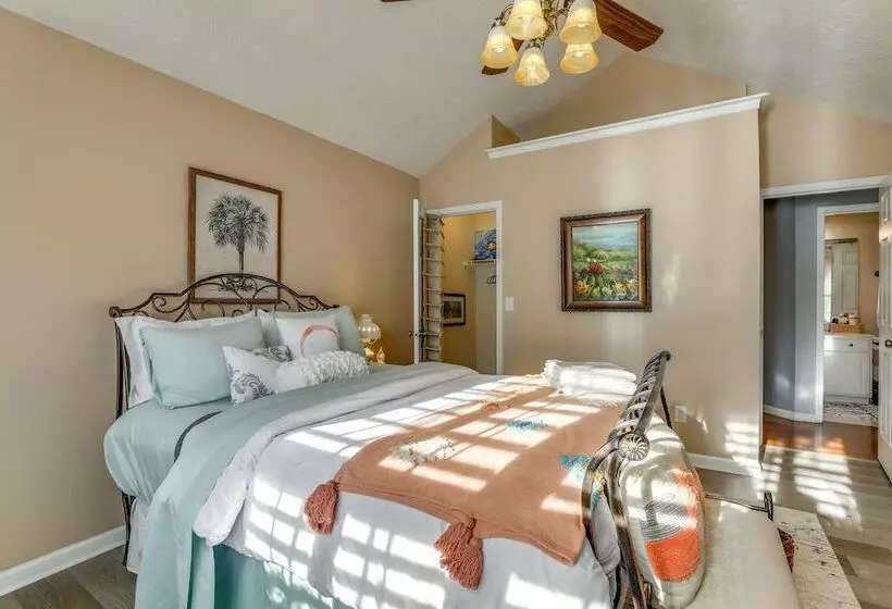 Cozy Buford Home W/ Piano ~ Mins To Lake Lanier!