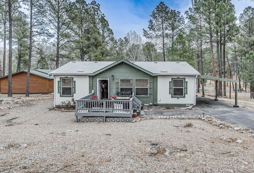 Ruidoso Cabin Retreat W/ Grill, Deck & Gazebo!