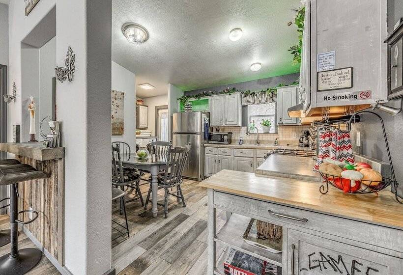 Ruidoso Cabin Retreat W/ Grill, Deck & Gazebo!