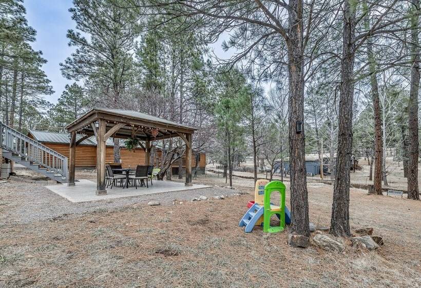 Ruidoso Cabin Retreat W/ Grill, Deck & Gazebo!