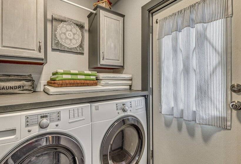 Ruidoso Cabin Retreat W/ Grill, Deck & Gazebo!