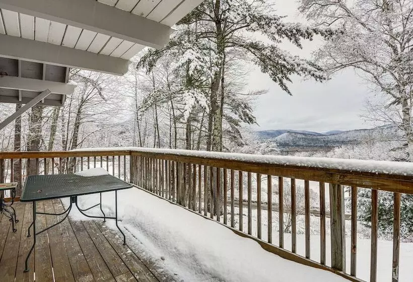 Cozy Vermont Escape W/ Deck, Near Skiing!