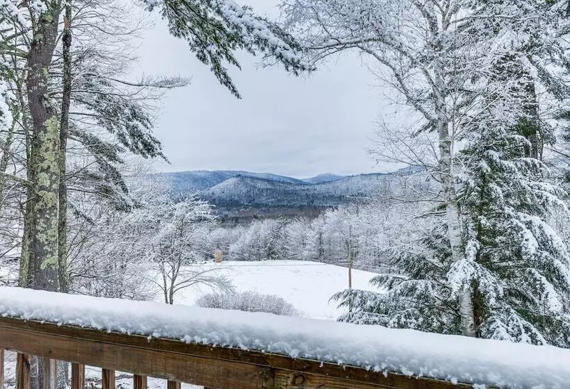Cozy Vermont Escape W/ Deck, Near Skiing!